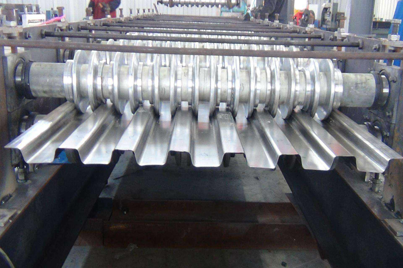 冷彎設備成型機